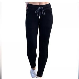 NWOT ROKWOLF Black Beauty Luxury
Lounge Joggers - Sweat Pants‎
